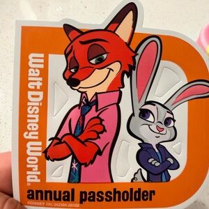 Disney Zootopia Orange and White Sticker